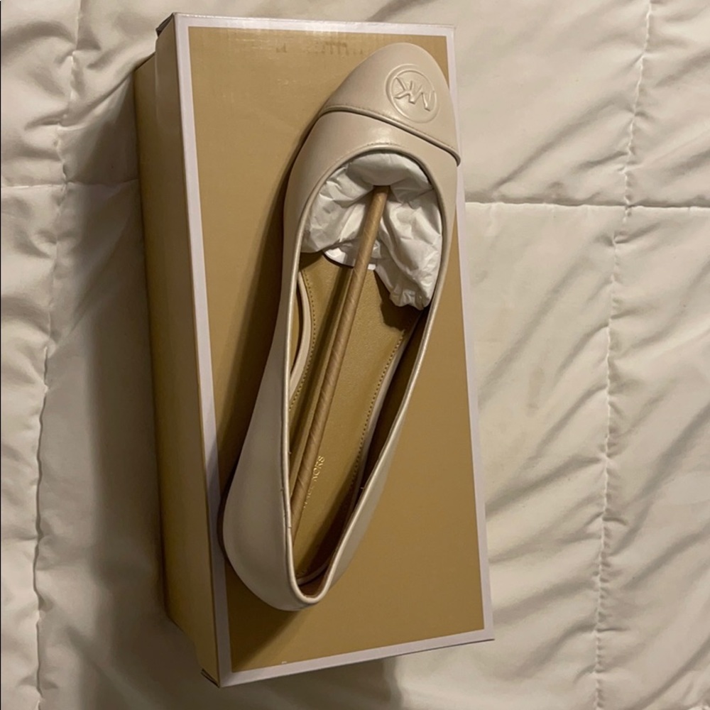 MK Flats - Off White